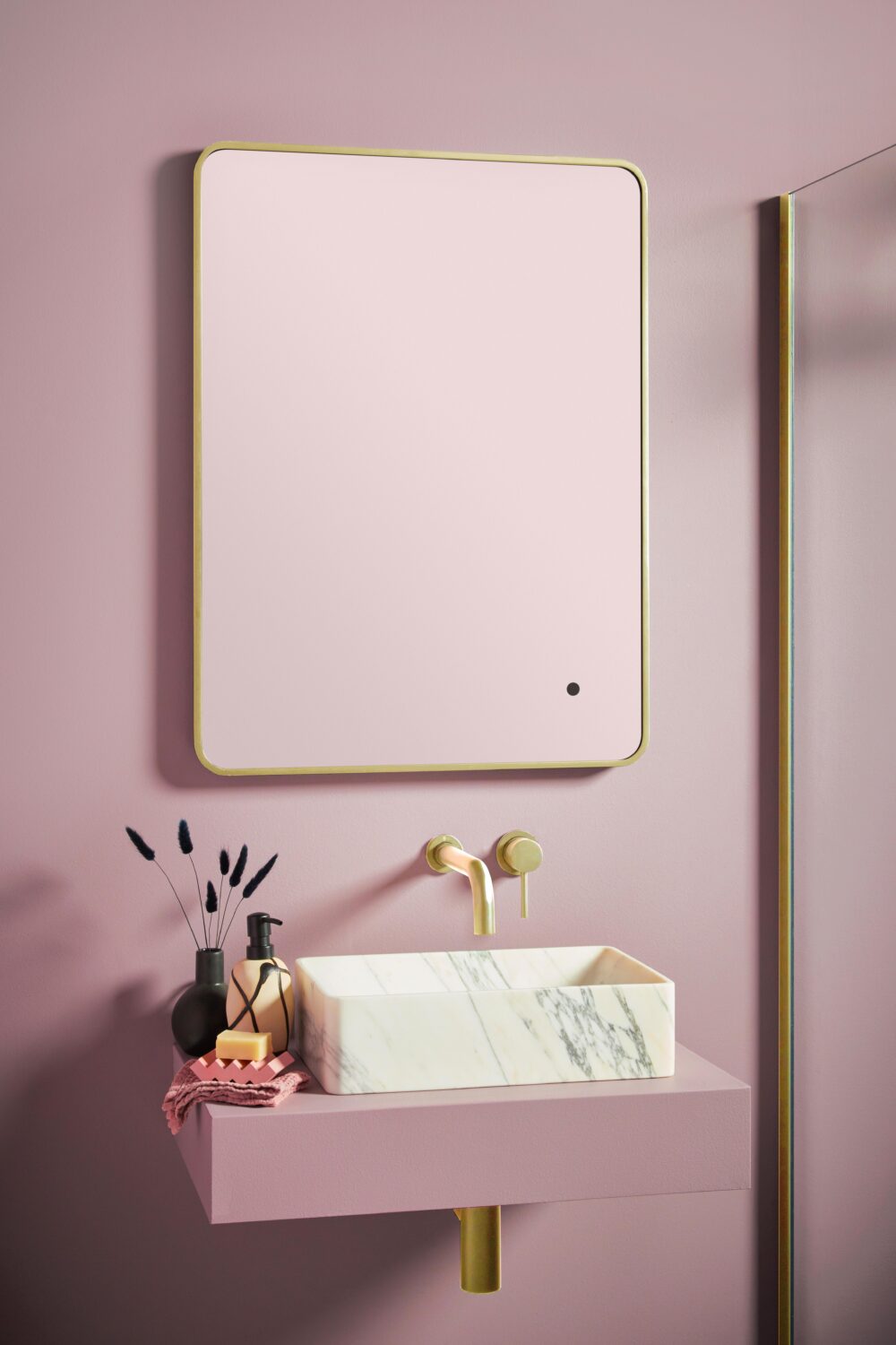 Scudo Alfie Soft Edge LED Mirror Black 500×700